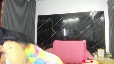 CLOE online show from October 2, 11:17 am