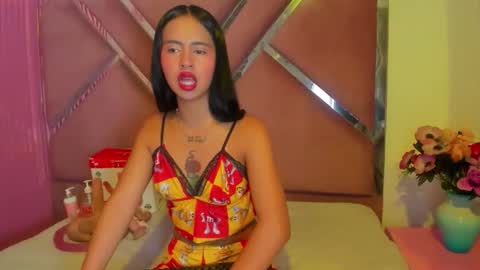 CloeMorenti  online show from December 2, 12:43 pm