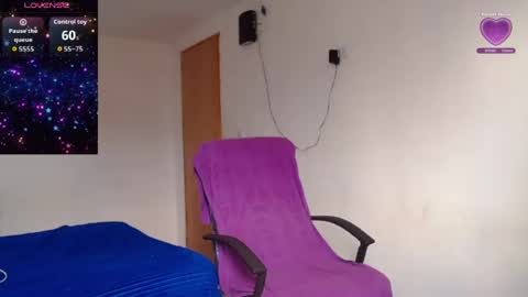 cloey_katherim online show from June 17, 12:18 pm