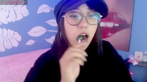 Elizabeth online show from May 28, 11:29 am