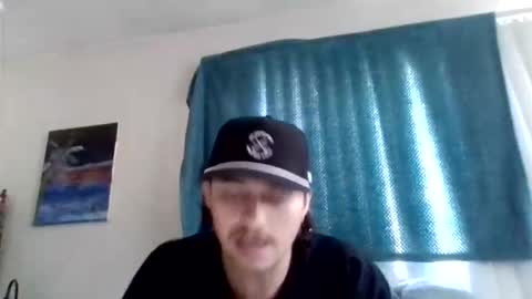 tallhungandcloudy online show from February 21, 10:00 pm