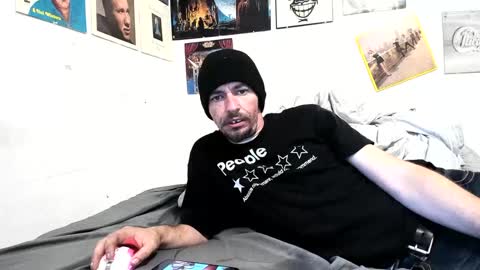 Snapshot of cloudyystarr666 chatting on September 28, 8:36 pm cloudyystarr666 online show from September 28, 8:36 pm