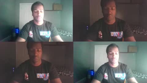 Snapshot of clouvo chatting on December 16, 6:43 am clouvo online show from December 16, 6:43 am