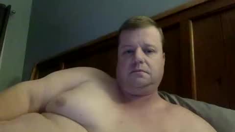 Snapshot of cmachen chatting on January 7, 1:06 am cmachen online show from January 7, 1:06 am