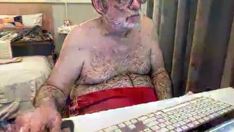 Snapshot of coach_karl chatting on January 9, 8:43 pm Coach Karl Porn Star Tip me all the way to my next trip online show from January 9, 8:43 pm