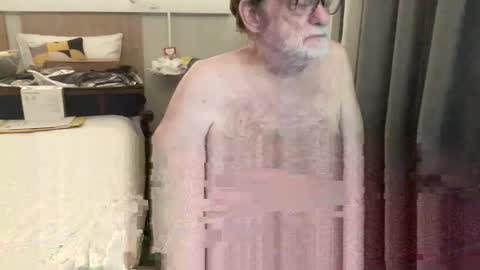 Snapshot of coach_karl chatting on January 11, 8:36 pm Coach Karl Porn Star Tip me all the way to my next trip online show from January 11, 8:36 pm