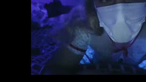 Cocolino  online show from December 21, 9:22 pm