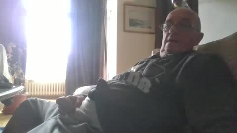 Snapshot of cock9635 chatting on December 28, 11:30 am cock9635 online show from December 28, 11:30 am