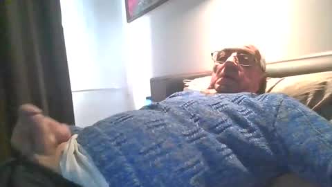 Snapshot of cock9635 chatting on March 5, 12:11 pm cock9635 online show from March 5, 12:11 pm