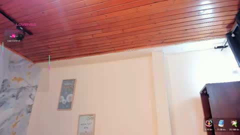 Valerie  nenitasexy online show from February 3, 12:10 pm