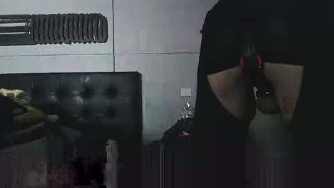Snapshot of cock_polisher chatting on December 31, 7:20 am Cock Polisher online show from December 31, 7:20 am