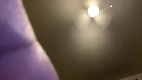 Snapshot of cockdixon chatting on October 24, 8:22 am cockdixon online show from October 24, 8:22 am