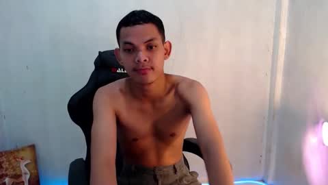 Snapshot of cocky_jake69 chatting on February 14, 7:27 am cocky_jake69 online show from February 14, 7:27 am