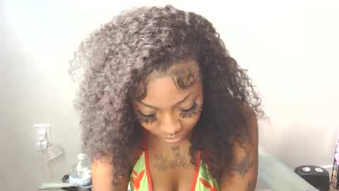 chanel online show from February 10, 6:56 pm