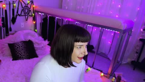 Snapshot of cocodeville chatting on December 16, 3:51 am Coco Deville online show from December 16, 3:51 am