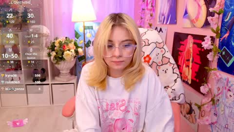 Mia online show from January 19, 3:18 am