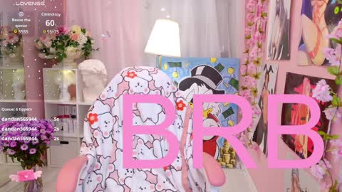 Mia online show from February 6, 12:00 am