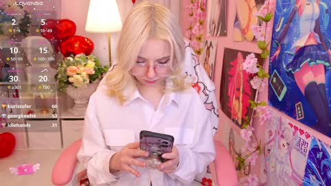 Mia online show from February 7, 3:12 am