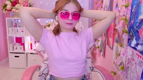 Snapshot of coconut_mia chatting on February 27, 9:04 pm Mia online show from February 27, 9:04 pm