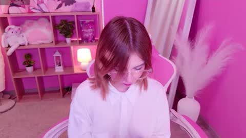 Snapshot of coconut_mia chatting on June 28, 4:46 pm Mia online show from June 28, 4:46 pm