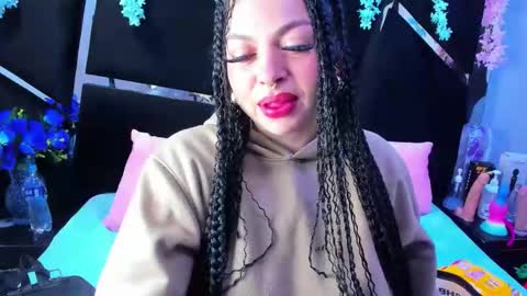 Cocoo  online show from October 23, 3:17 am