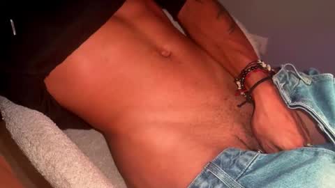 Snapshot of coitzzz chatting on October 16, 3:29 am coitzzz online show from October 16, 3:29 am