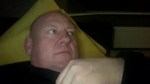 col4nows online show from January 17, 6:55 pm