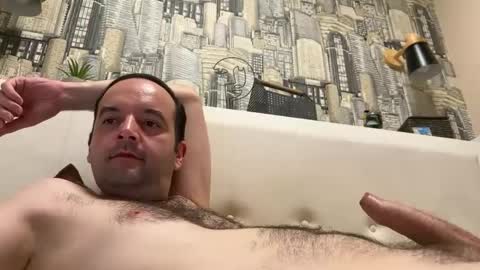 colambus555 online show from December 30, 9:29 pm