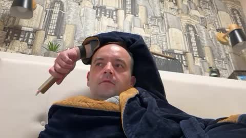 colambus555 online show from January 19, 8:09 pm