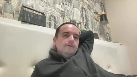 colambus555 online show from November 19, 8:20 pm