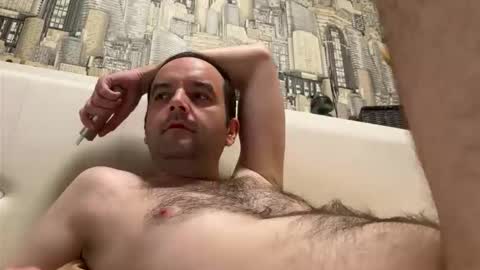 colambus555 online show from December 16, 7:30 pm