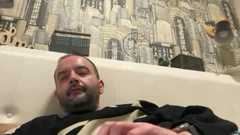 colambus83 online show from March 11, 6:47 pm