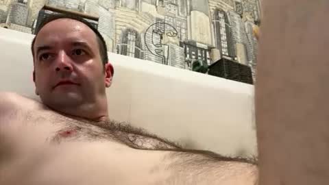 colambus83 online show from March 29, 12:49 pm