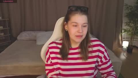 Collen Mon Tue Wed Thu Fri GMT 3 0300am - 0900am  online show from February 28, 11:55 am