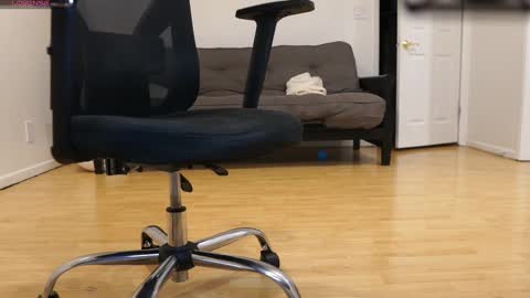 College001 online show from September 14, 12:48 pm