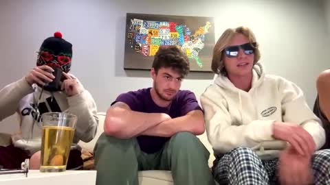 college_packing_8 online show from October 8, 1:14 am