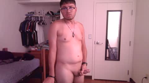 Snapshot of collegeboy2025 chatting on September 17, 11:28 pm collegeboy2025 online show from September 17, 11:28 pm