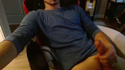 Snapshot of collegedick1341 chatting on March 27, 12:27 pm collegedick1341 online show from March 27, 12:27 pm