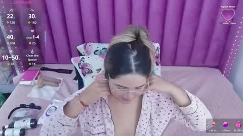  MEGAN  online show from November 6, 8:21 pm