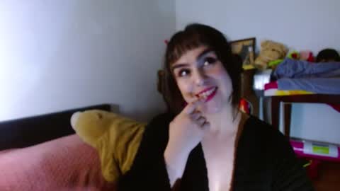 Snapshot of collette_beaufoy chatting on June 20, 4:59 am Collette online show from June 20, 4:59 am