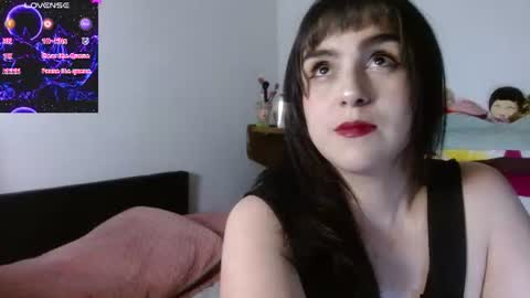 Snapshot of collette_beaufoy chatting on June 27, 4:17 am Collette online show from June 27, 4:17 am