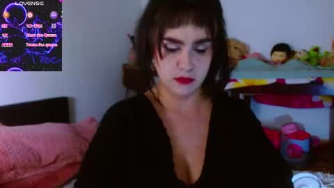 Snapshot of collette_beaufoy chatting on June 29, 6:19 am Collette online show from June 29, 6:19 am