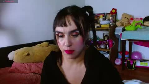 Snapshot of collette_beaufoy chatting on July 20, 9:56 am Collette online show from July 20, 9:56 am