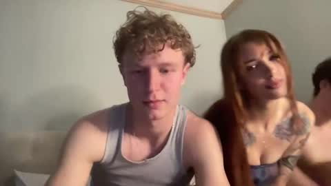 Snapshot of collin_swell chatting on November 22, 4:11 am collin_swell online show from November 22, 4:11 am