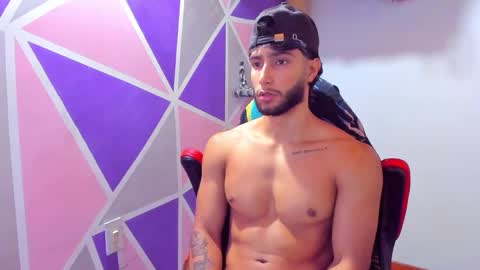 EMMETT COLLINS online show from February 20, 10:54 pm