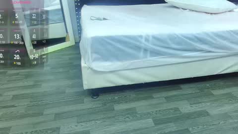  GRETCHEN  online show from February 21, 12:39 pm