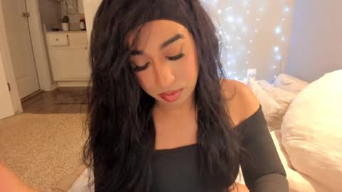 Snapshot of colombiantexas chatting on May 15, 8:10 am ........ Instagram Lorysexys online show from May 15, 8:10 am