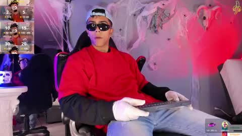 colstorw_ online show from October 25, 10:34 am