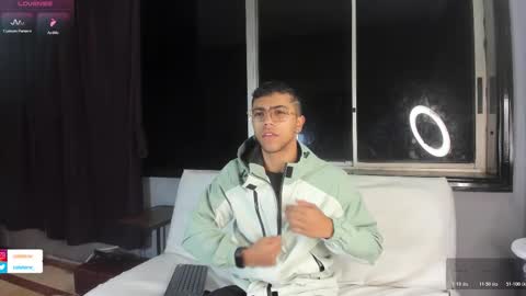 colstorw_ online show from November 19, 10:15 am