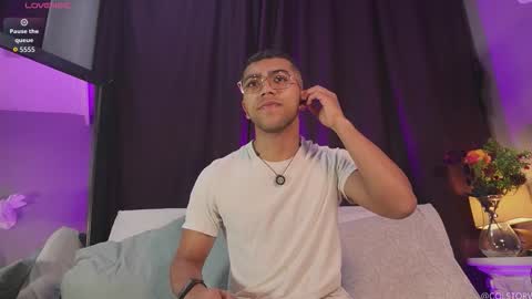 colstorw_ online show from January 14, 10:10 am